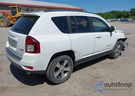 2017 Jeep Compass High Altitude 4X4 из США, поврежденный, VIN 1C4NJDEB4HD140013